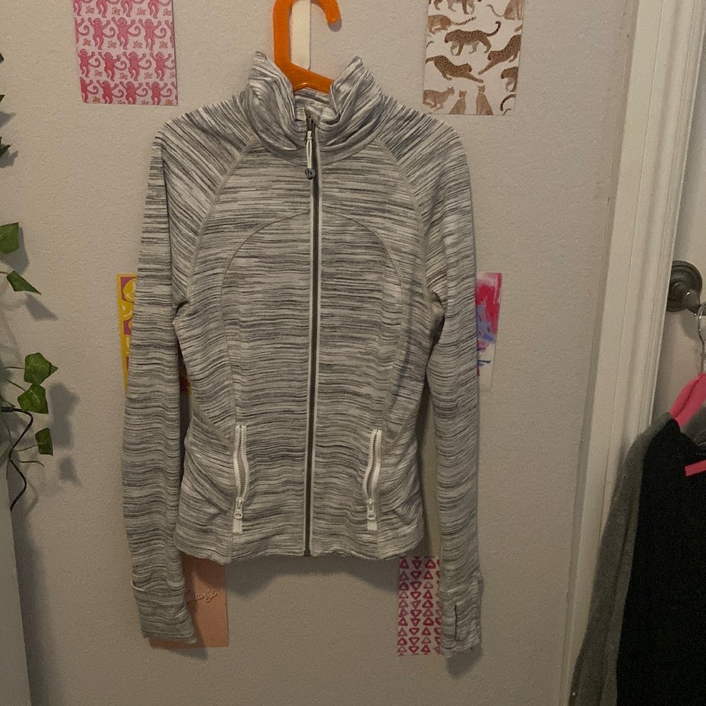 Lululemon zip-up size 2
